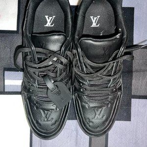Louis Vuitton Sneakers sz 9/42 EU Pre-Owned